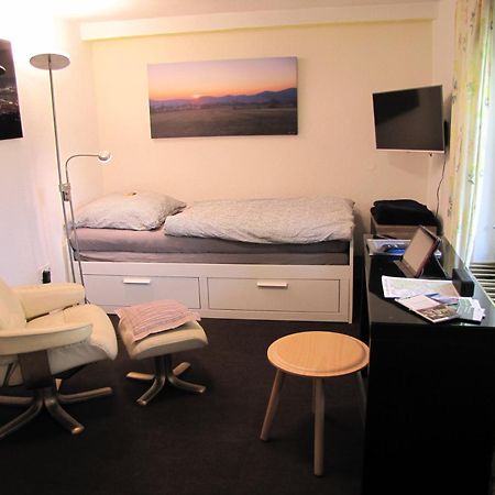 Apartment Hugo37 Am Bergpark คาสเซล ภายนอก รูปภาพ
