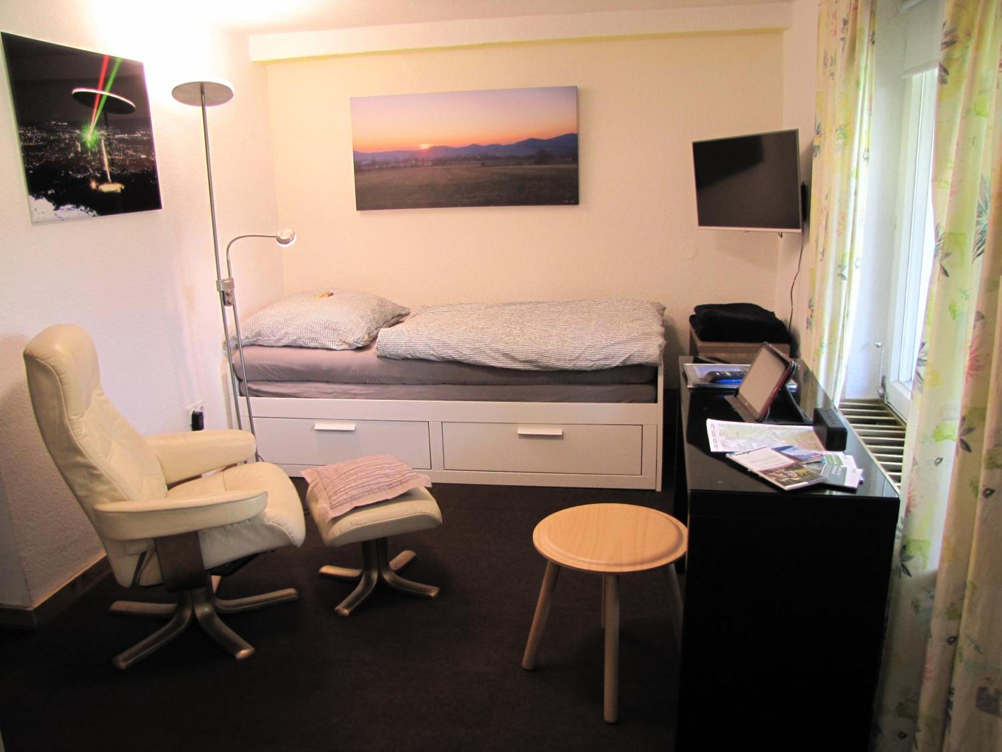 Apartment Hugo37 Am Bergpark คาสเซล ภายนอก รูปภาพ